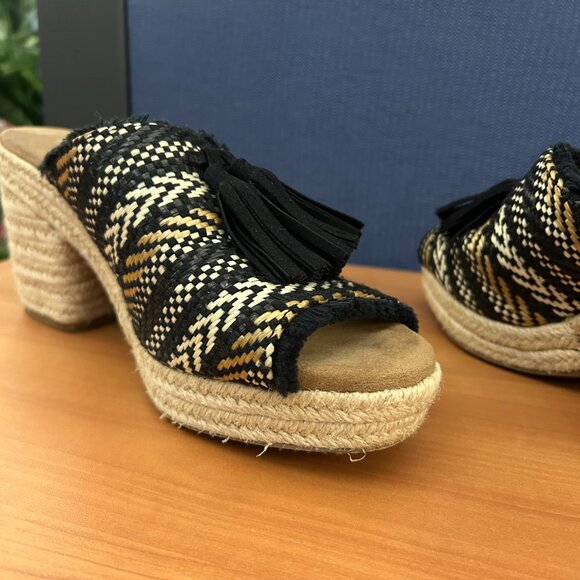 TOMS Womens Espadrille Wedge Sandals With Textile and Tassles Size 8.5 - Picture 2 of 6